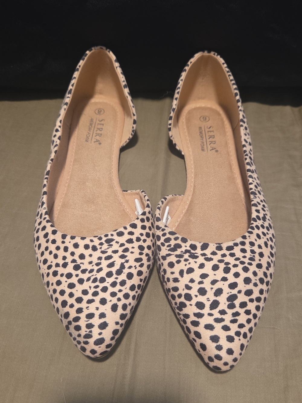 SERRA Women's Leopard-Print Pointed Toe Flats